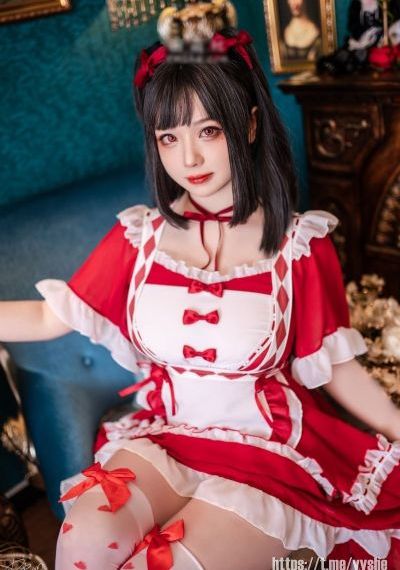 翁房中春意浓王易婉艳图片_超清电影在线看