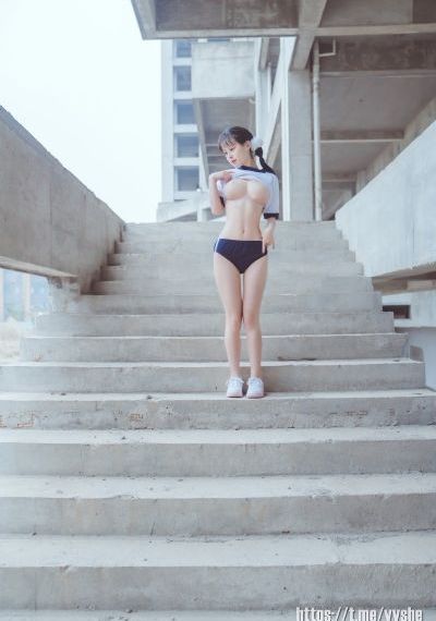 一个人的视频在线免费观看_DVD影视在线观看