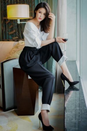 伊人三级电影_4K免费高清观看