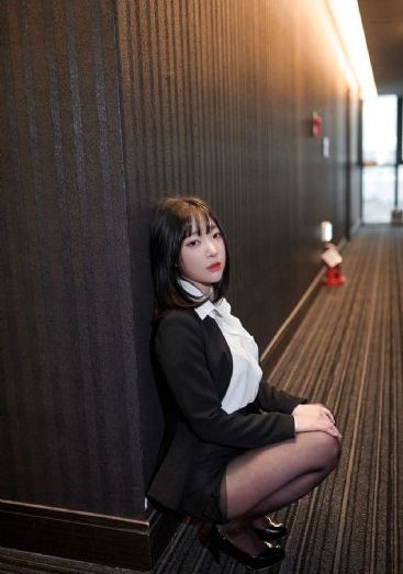 情难自控电影完整版免费观看_BD英语完整版观看