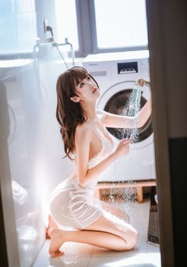 色戒高清删除三级_720日韩电影在线