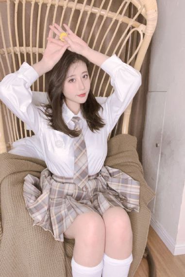 厨房抱住岳激情_BD手机在线观看