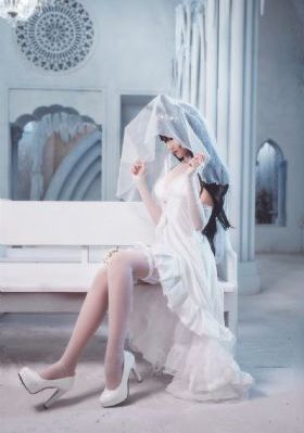 女友的母亲2_十万网红美女美酱